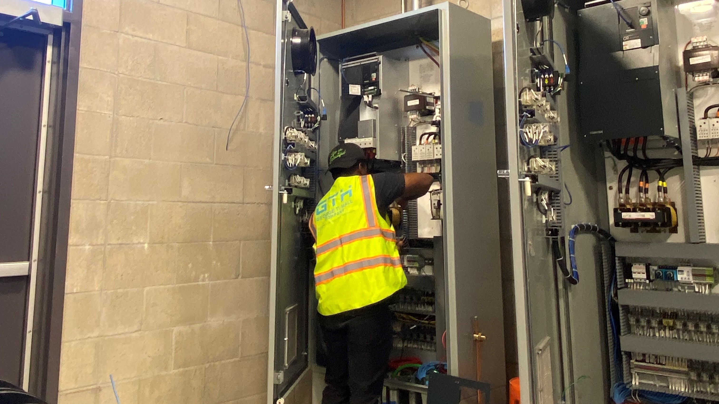 control-panel-work-2-16x9