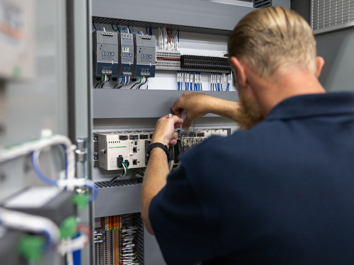 control-panel-12-4x3